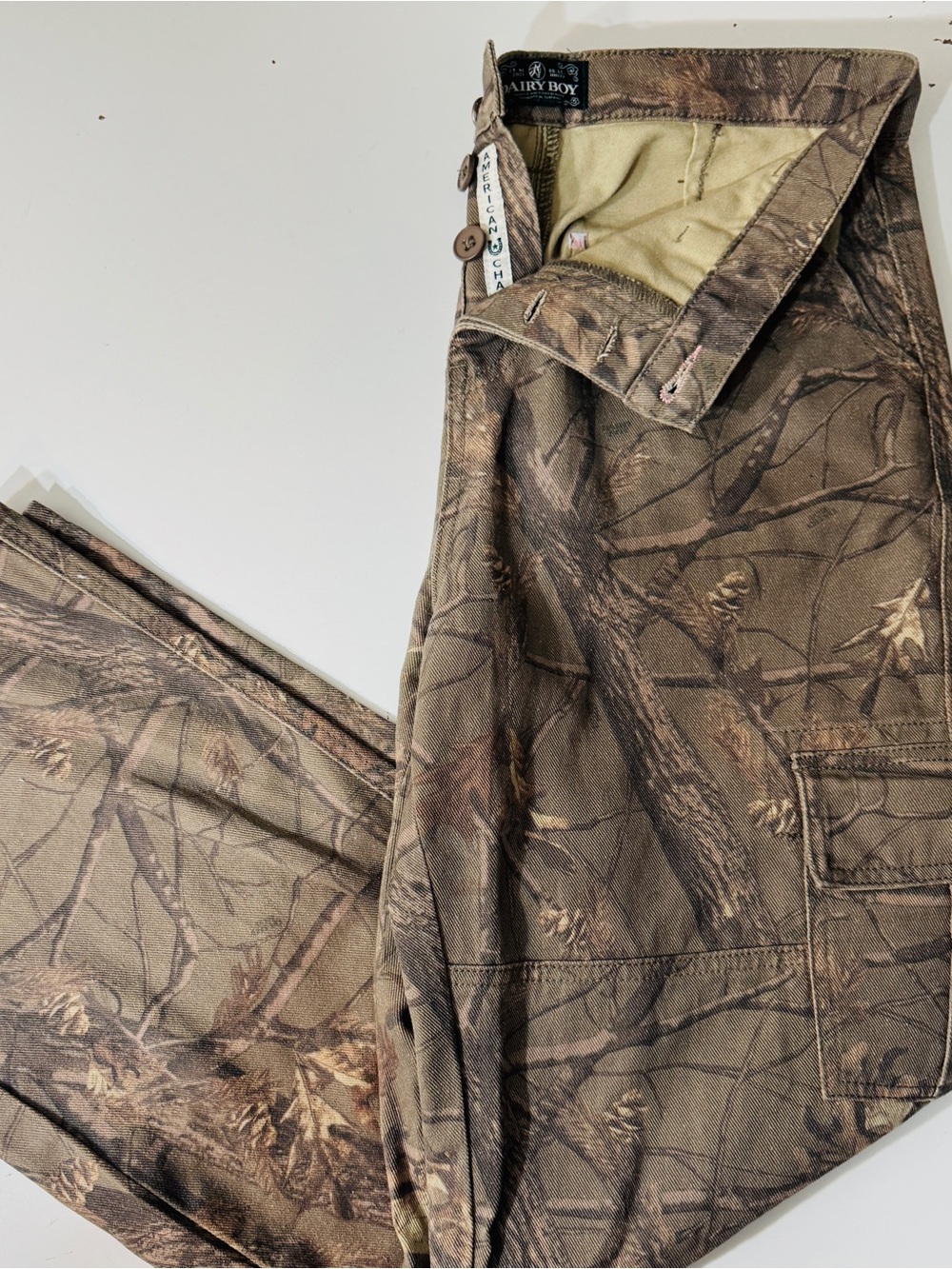DAIRY BOY CAMO PANTS! NEW WITHOUT TAGS!